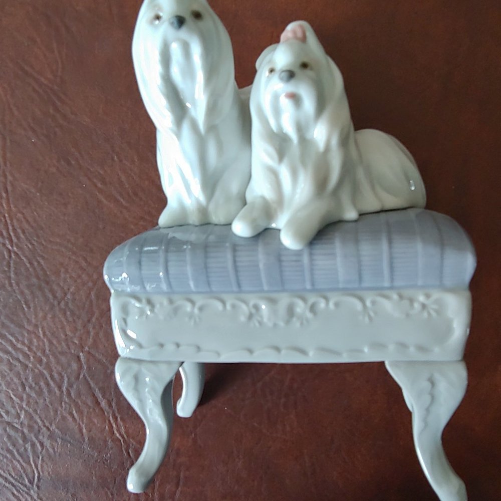 LLardo Figurine -